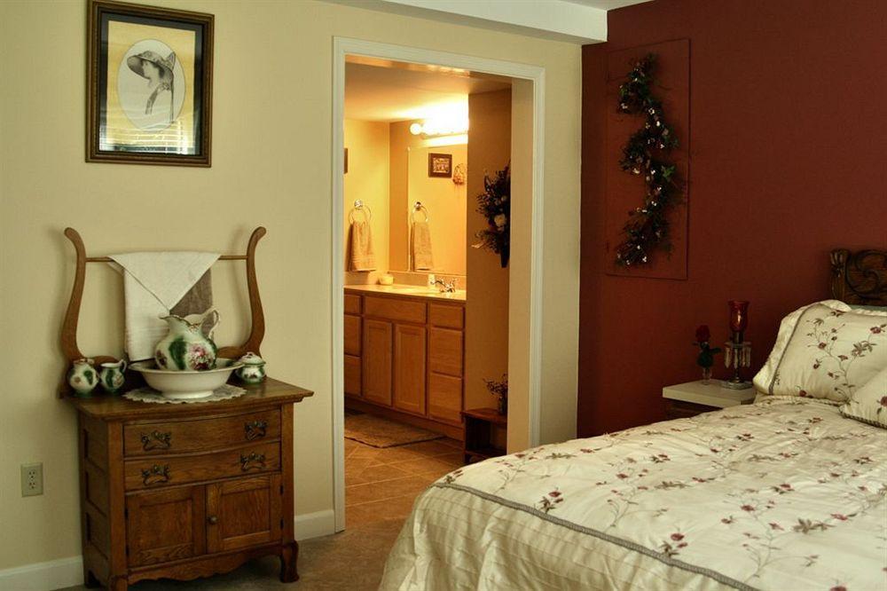 Hammer Creek Hideaway B&B Литиц Экстерьер фото