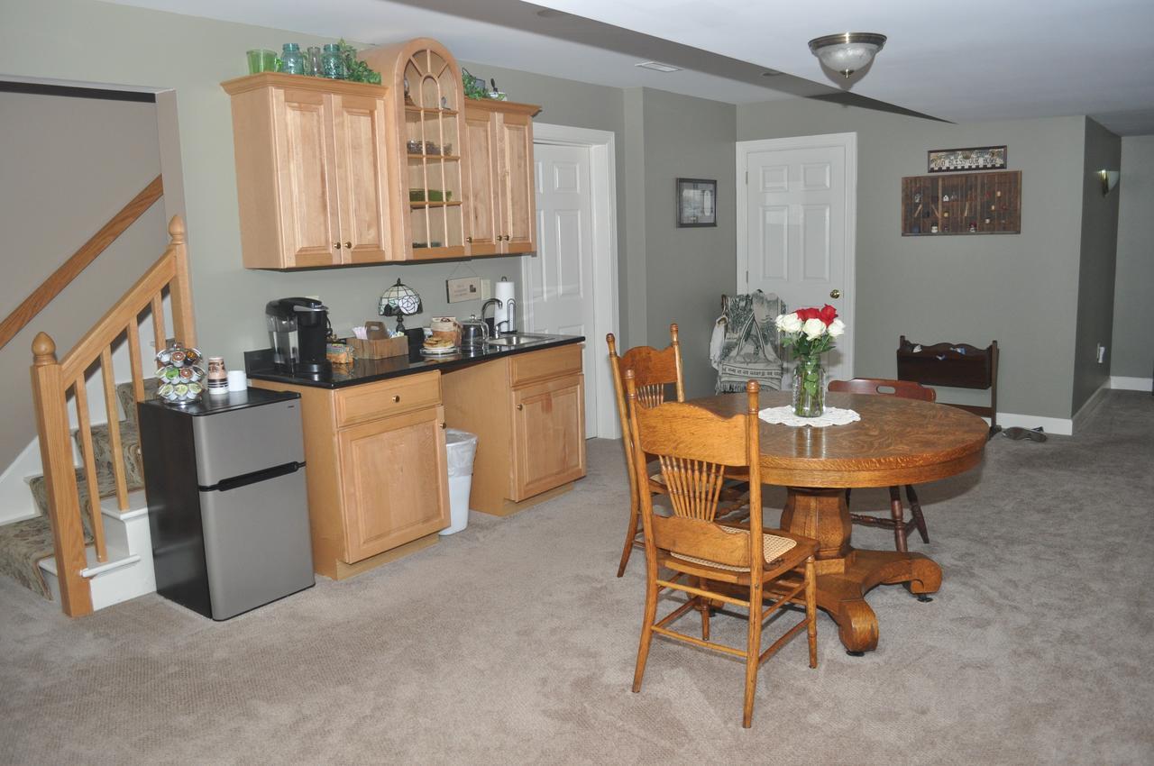 Hammer Creek Hideaway B&B Литиц Экстерьер фото