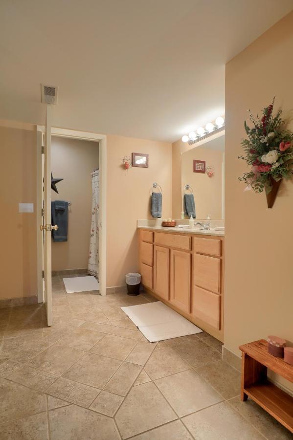 Hammer Creek Hideaway B&B Литиц Экстерьер фото